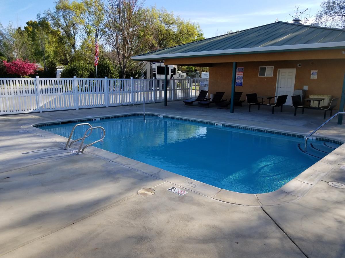 Gridley Inn & Rv Park Экстерьер фото